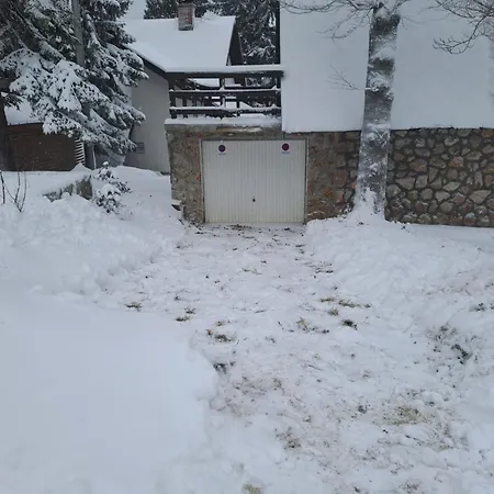 Vikendica Vedran * Jahorina